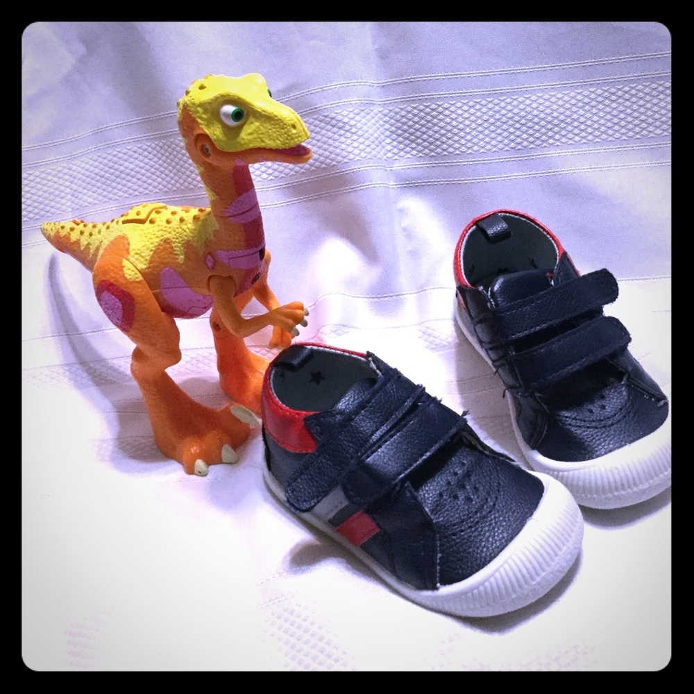3 for $20.   Gerber Velcro close shoes. Size 4